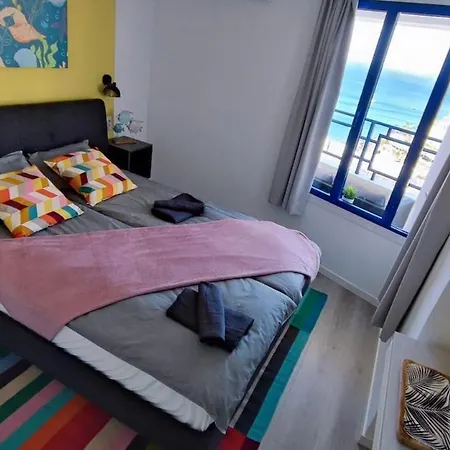 Lovely Flat With A Stunning Ocean View Terrace