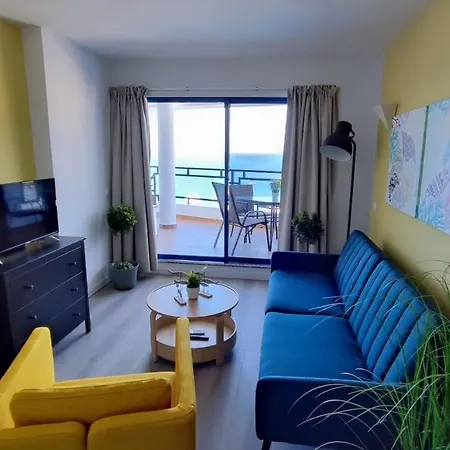 דירה Lovely Flat With A Stunning Ocean View Terrace טאוריטו
