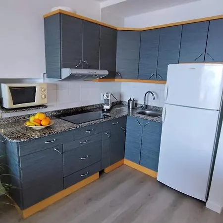 Lovely Flat With A Stunning Ocean View Terrace Apartment *